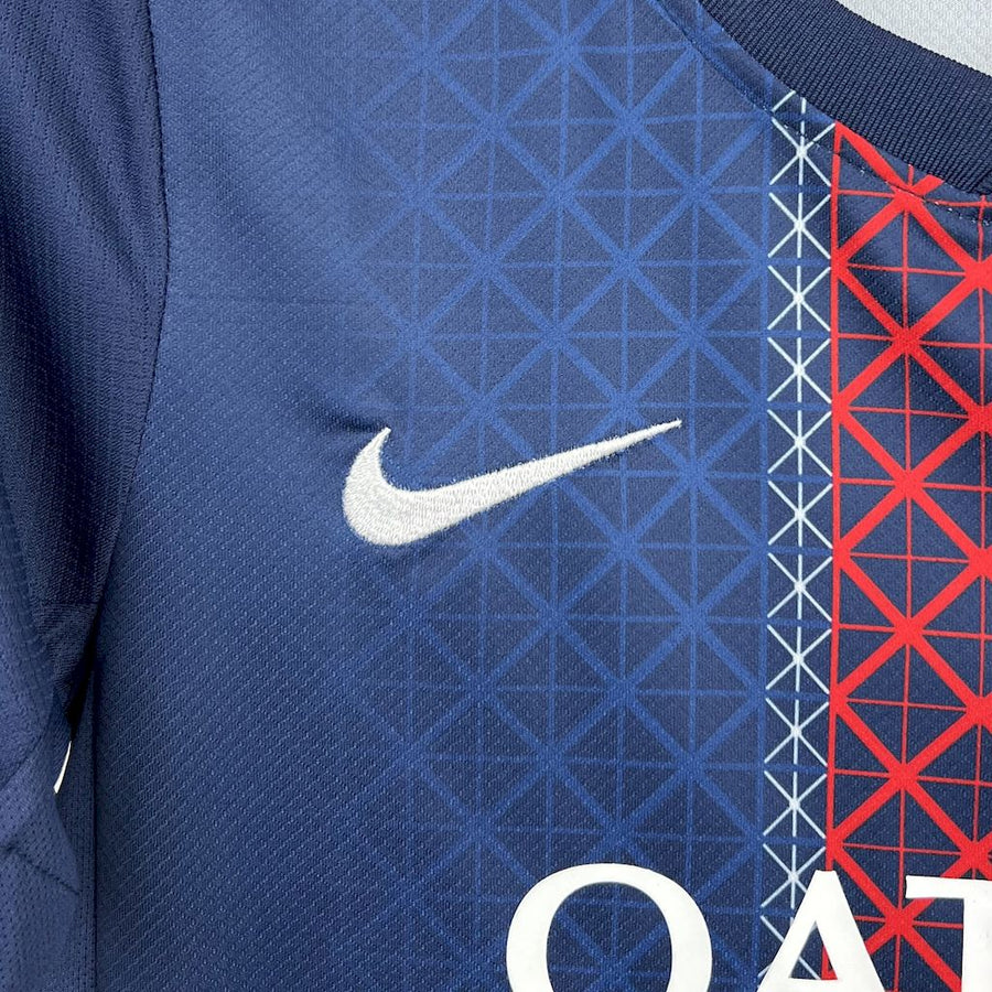 Paris Home 25/26 Kit Kids