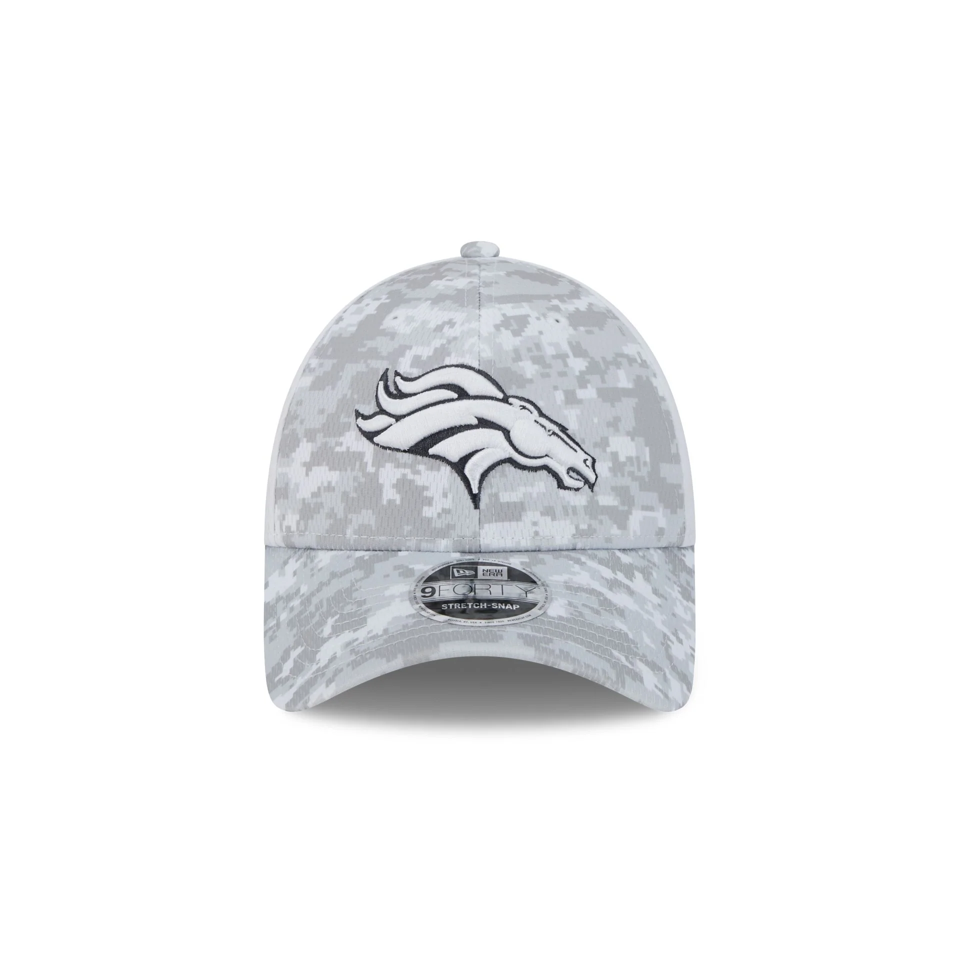 Denver Broncos 2024 Salute to Service 9FORTY Stretch-Snap Hat