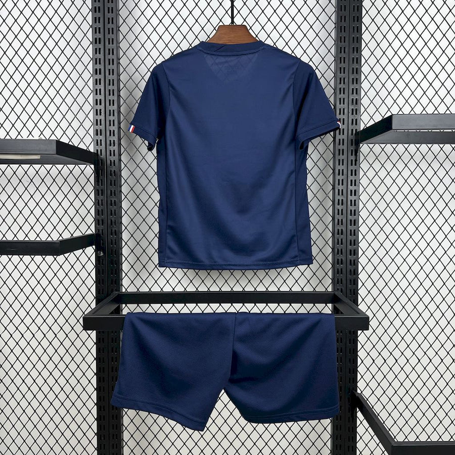 Paris Home 25/26 Kit Kids