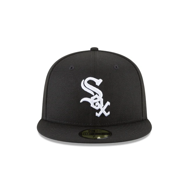 Chicago White Sox Black and White Basic 59FIFTY Fitted Hat