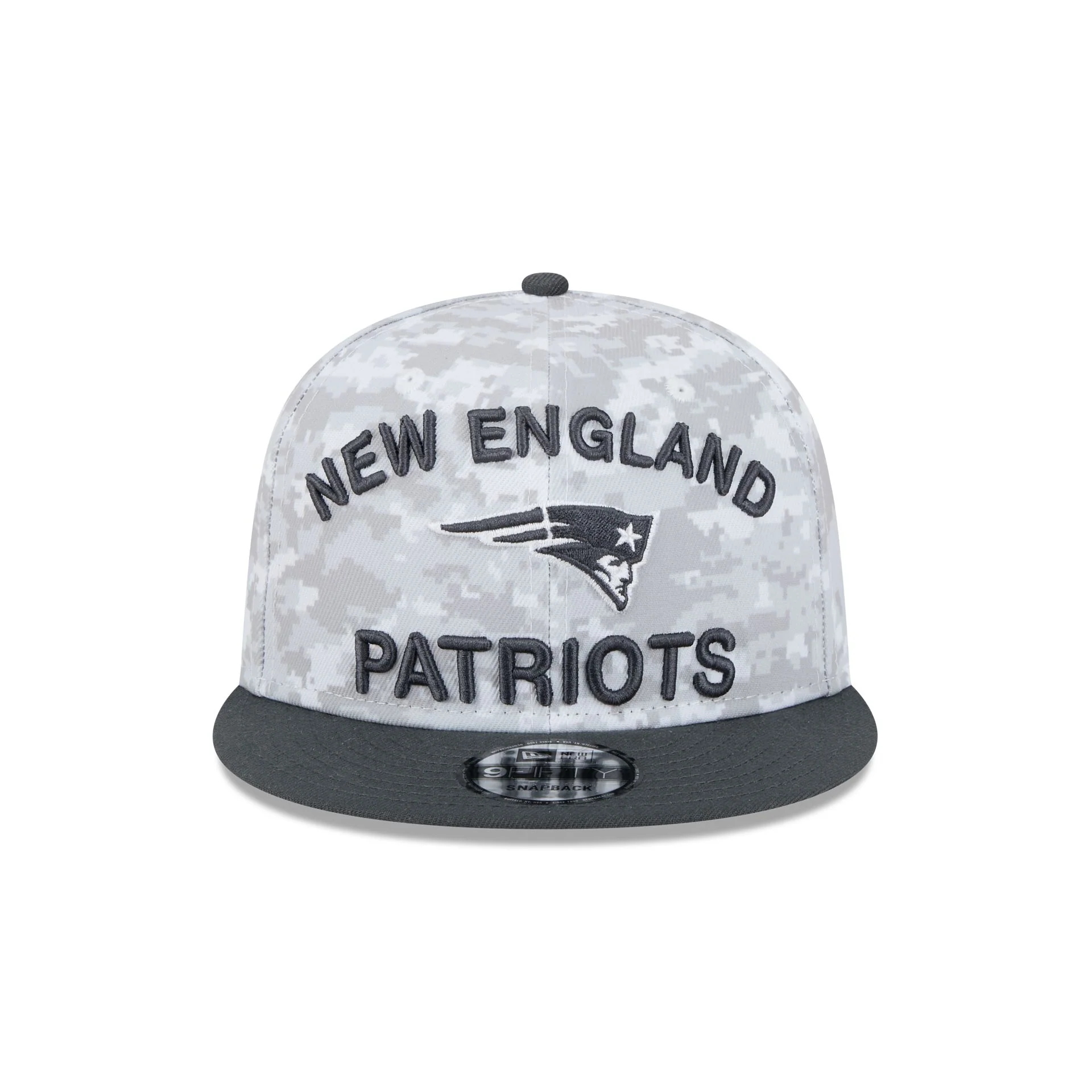 New England Patriots 2024 Salute to Service 9FIFTY Snapback Hat
