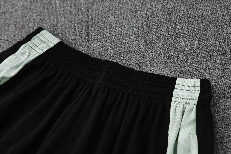 Kit Shirt + Shorts Real Madrid White/Black Training 25/26