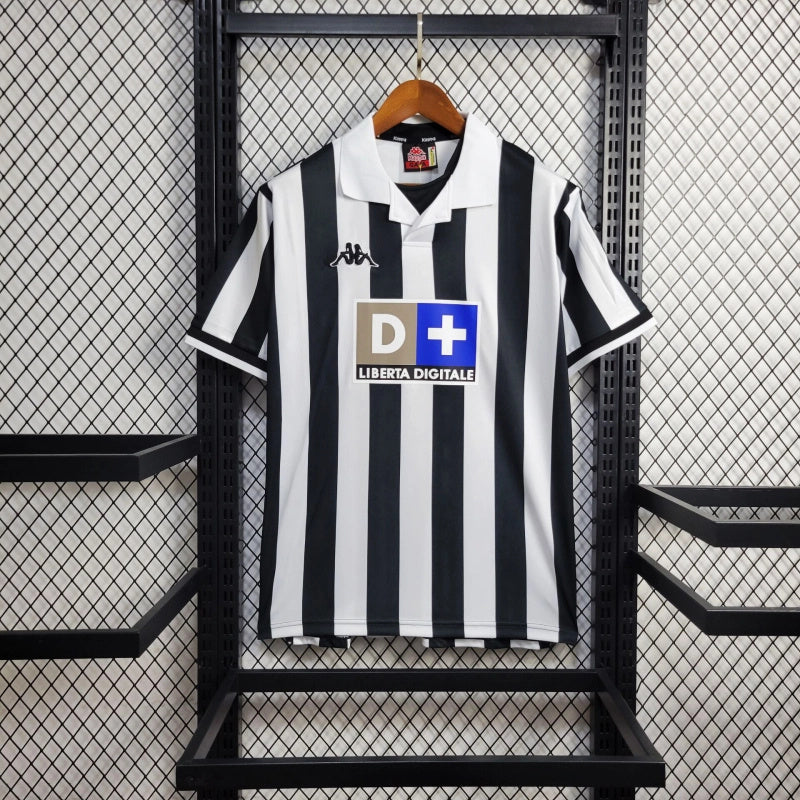 Juventus Home Jersey 98/99 Retro
