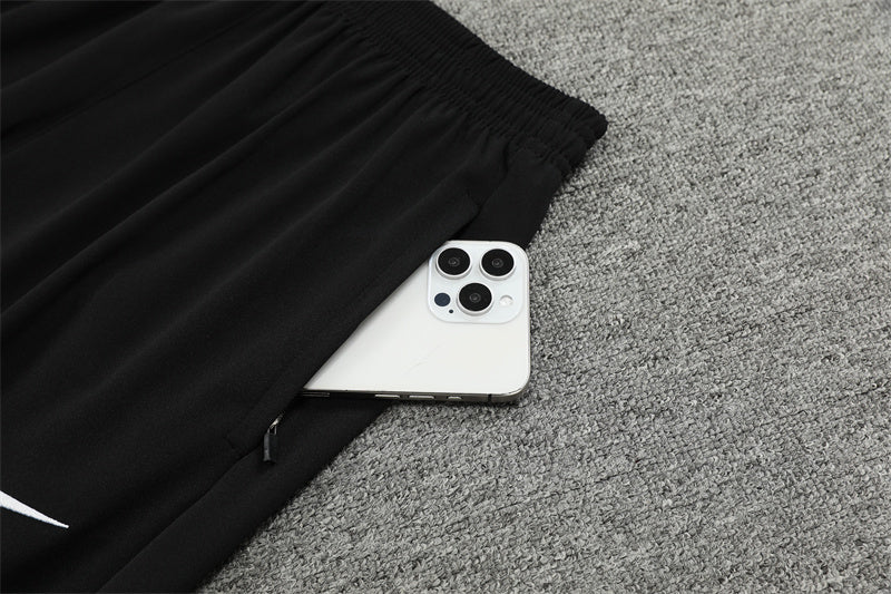 Tracksuit France Black Training 24/25