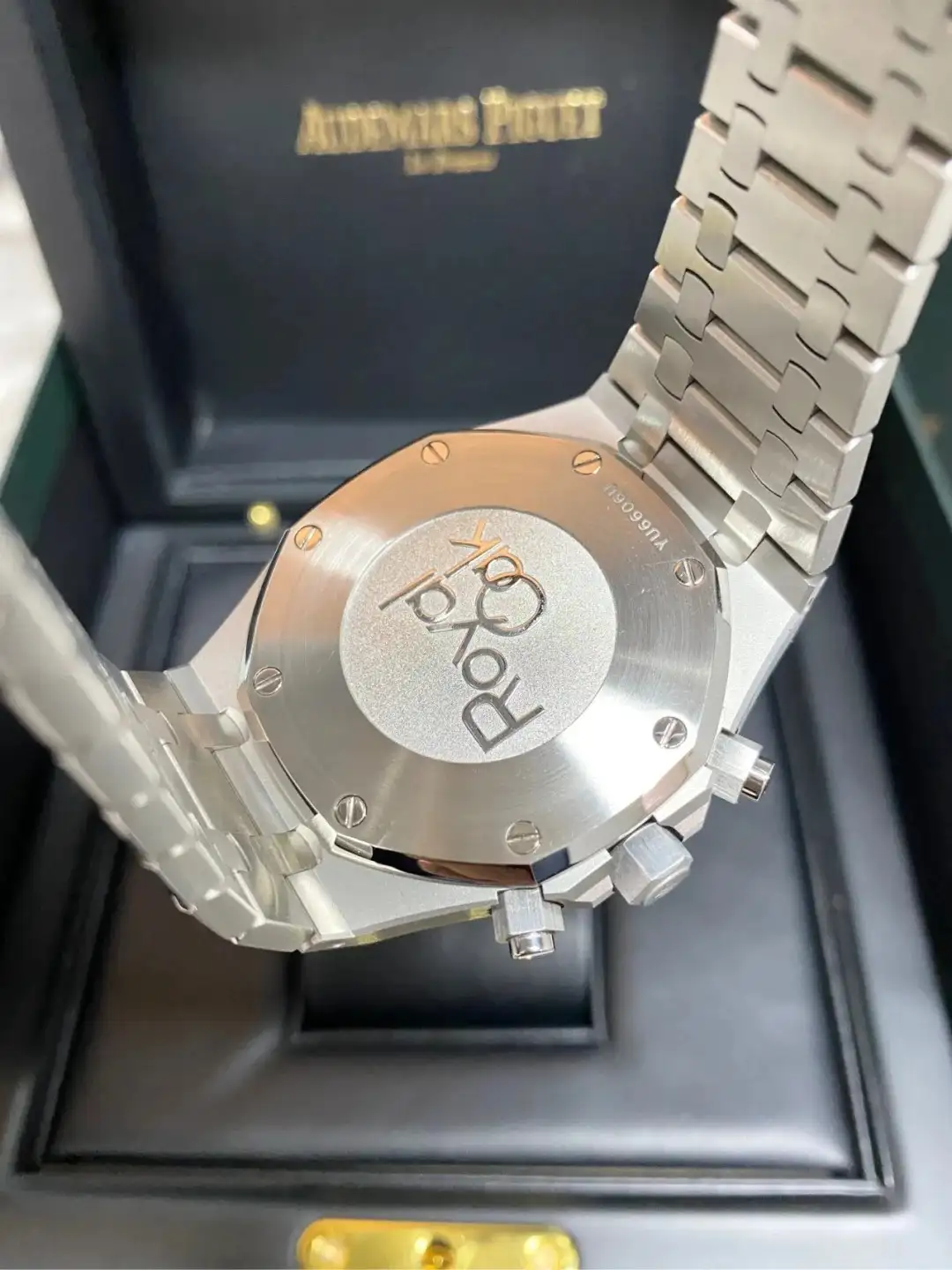 Audemars Piguet Royal Oak Selfwinding Chronograph Silver 26331ST.OO.1220ST.03