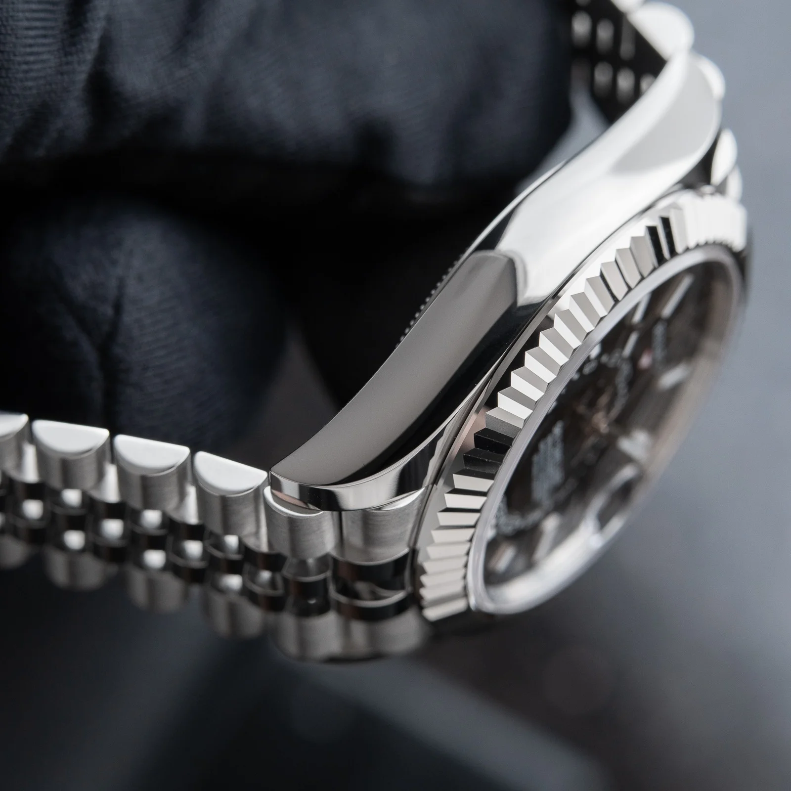 Superclone Rolex Sky-Dweller 42 mm Bright black Dial 336934 Jubilee