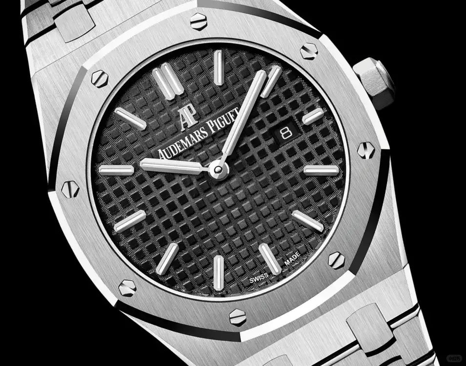 Audemars Piguet Royal Oak Quartz Black 67650ST.OO.1261ST.01