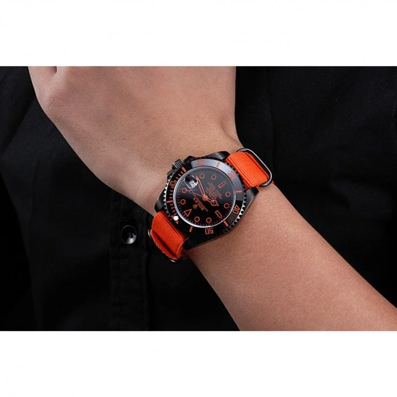 Rolex Submariner 40mm Black Dial 622011