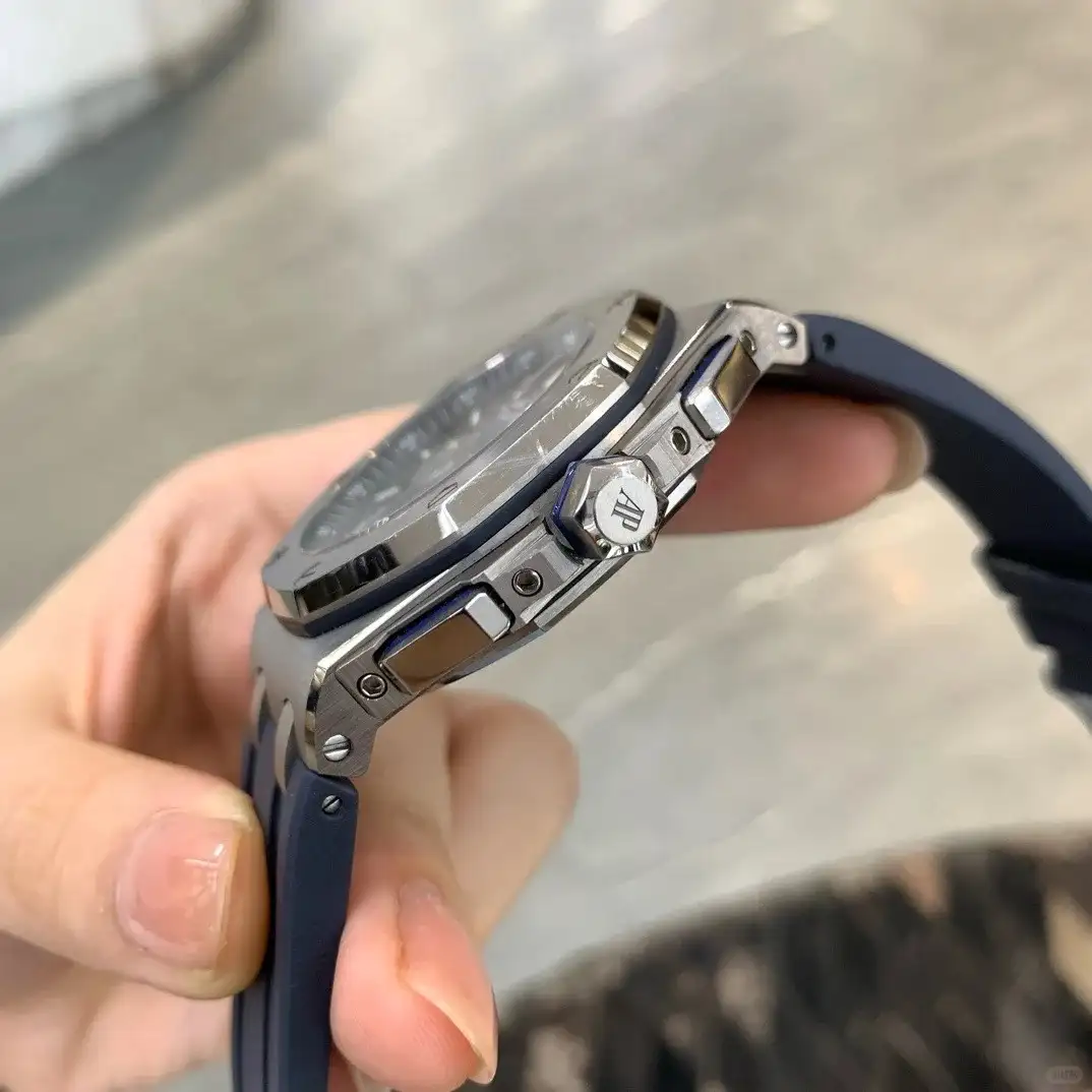 Audemars Piguet Royal Oak Offshore Selfwinding Chronograph Blue, Silver 26480TI.OO.A027CA.01