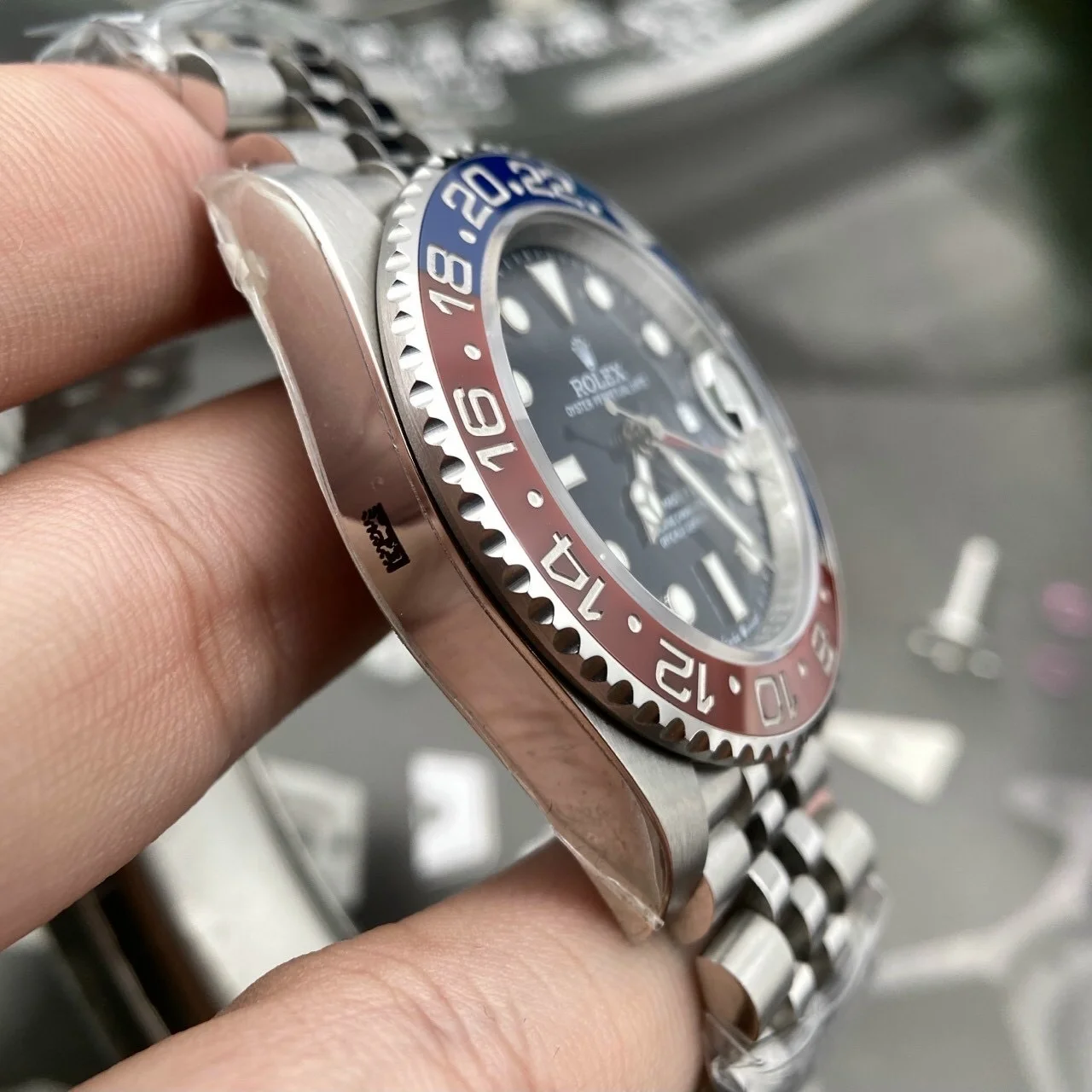 Superclone Rolex GMT-Master II 40mm 126710BLRO  Pepsi  Jubilee