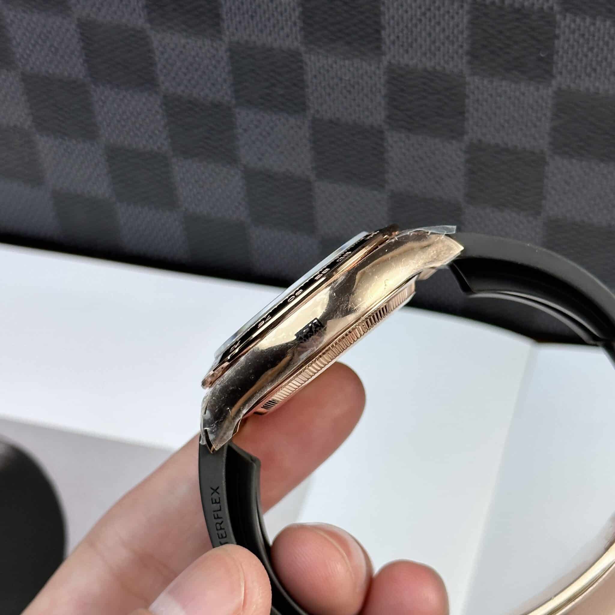 Superclone Rolex Daytona 40 mm Sundust Dial 126515LN