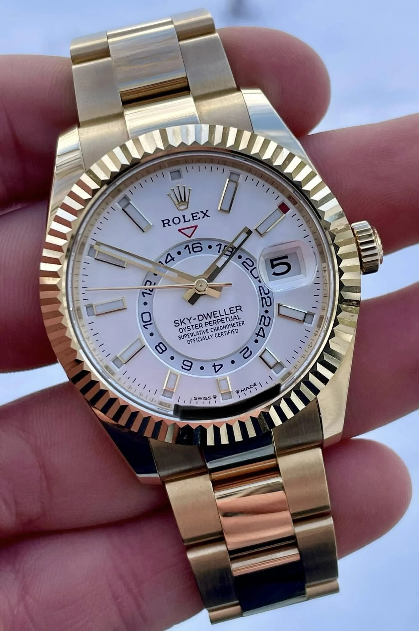 Superclone Rolex Sky-Dweller 42 mm Intense white Dial 336938