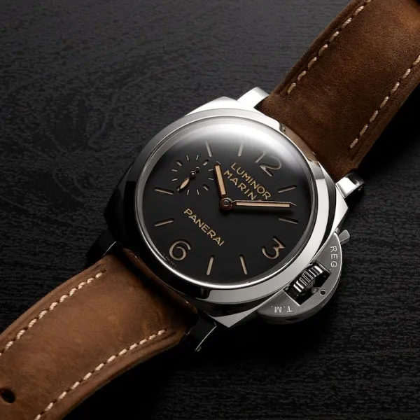 Panerai Luminor Men Automatic Black Calf Watch PAM00422