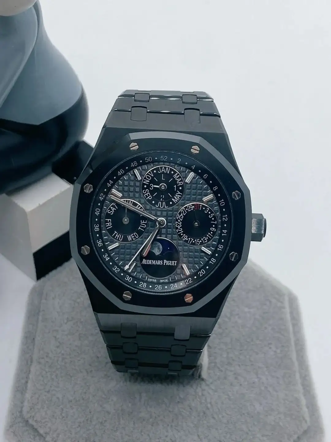 Audemars Piguet Royal Oak Perpetual Calendar Gray 26579CE.OO.1225CE.01