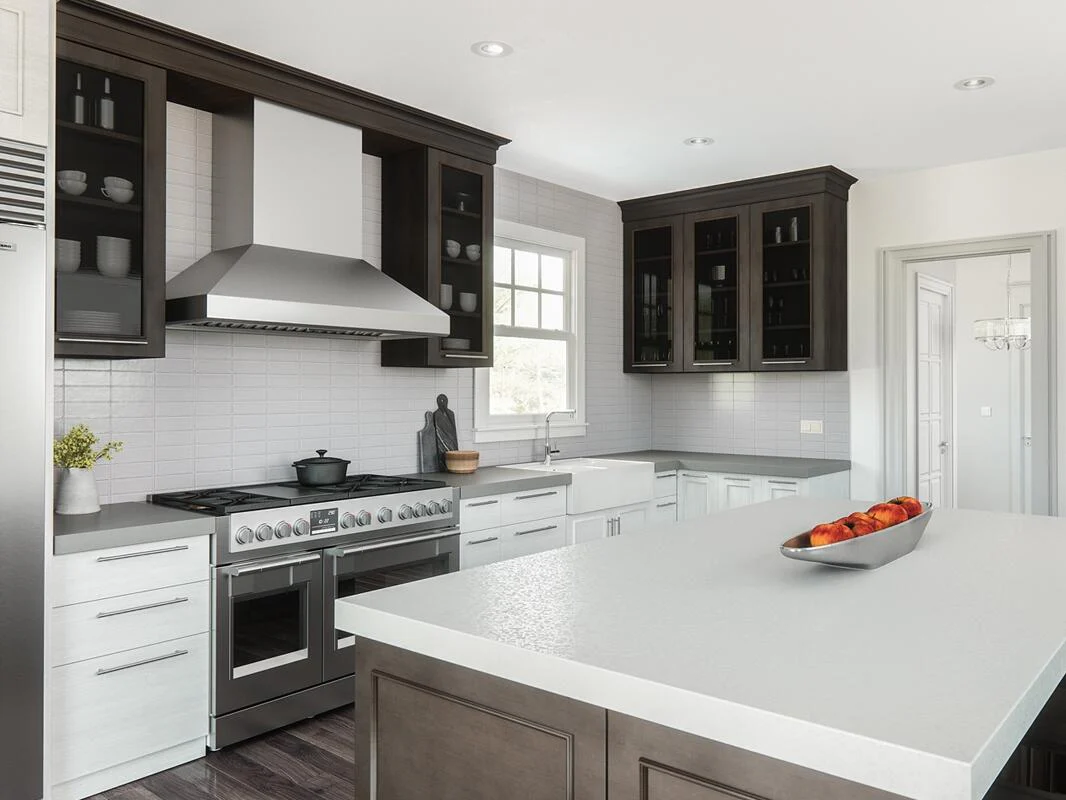 Zephyr 48'' Titan Pro Wall Mount Range Hood 750 CFM LED Lights