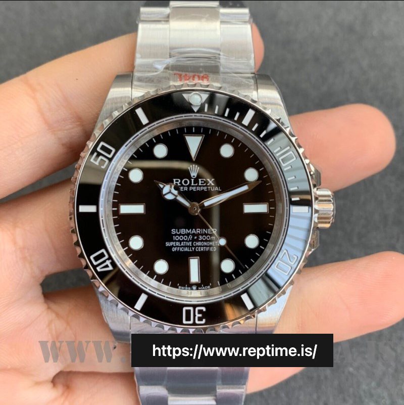 Rolex Submariner 124060 Men Automatic 41MM