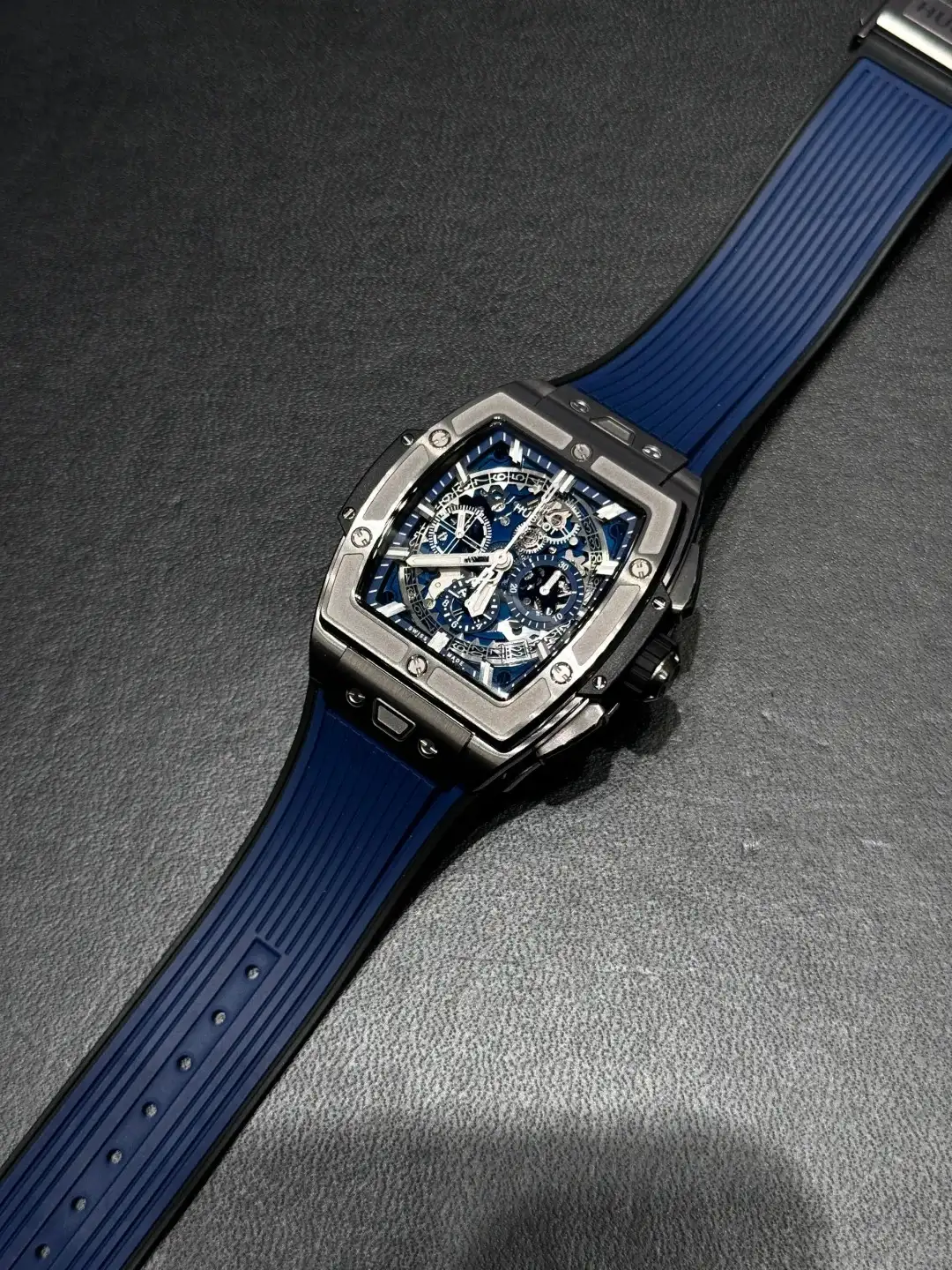 Hublot Spirit Of Big Bang Men Automatic Blue Rubber Watch 641.NX.7170.RX