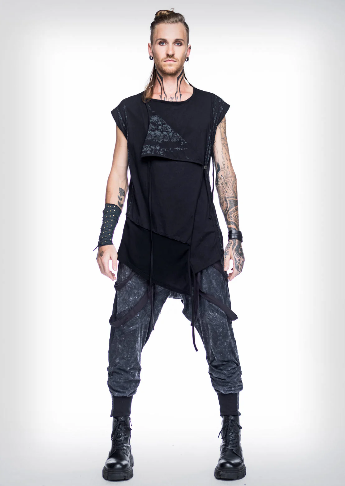 Dust pants