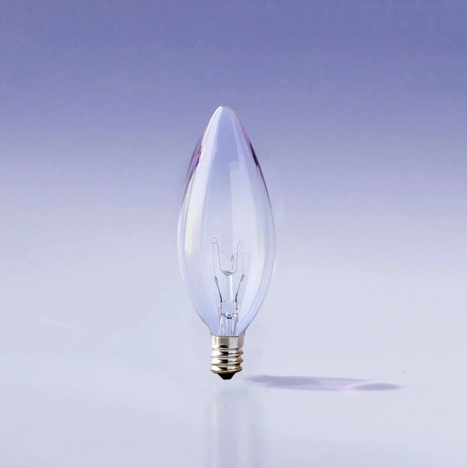 B10 Clear – Candelabra Base Chromalux® Full Spectrum Chandelier Bulb (E12 candelabra base)