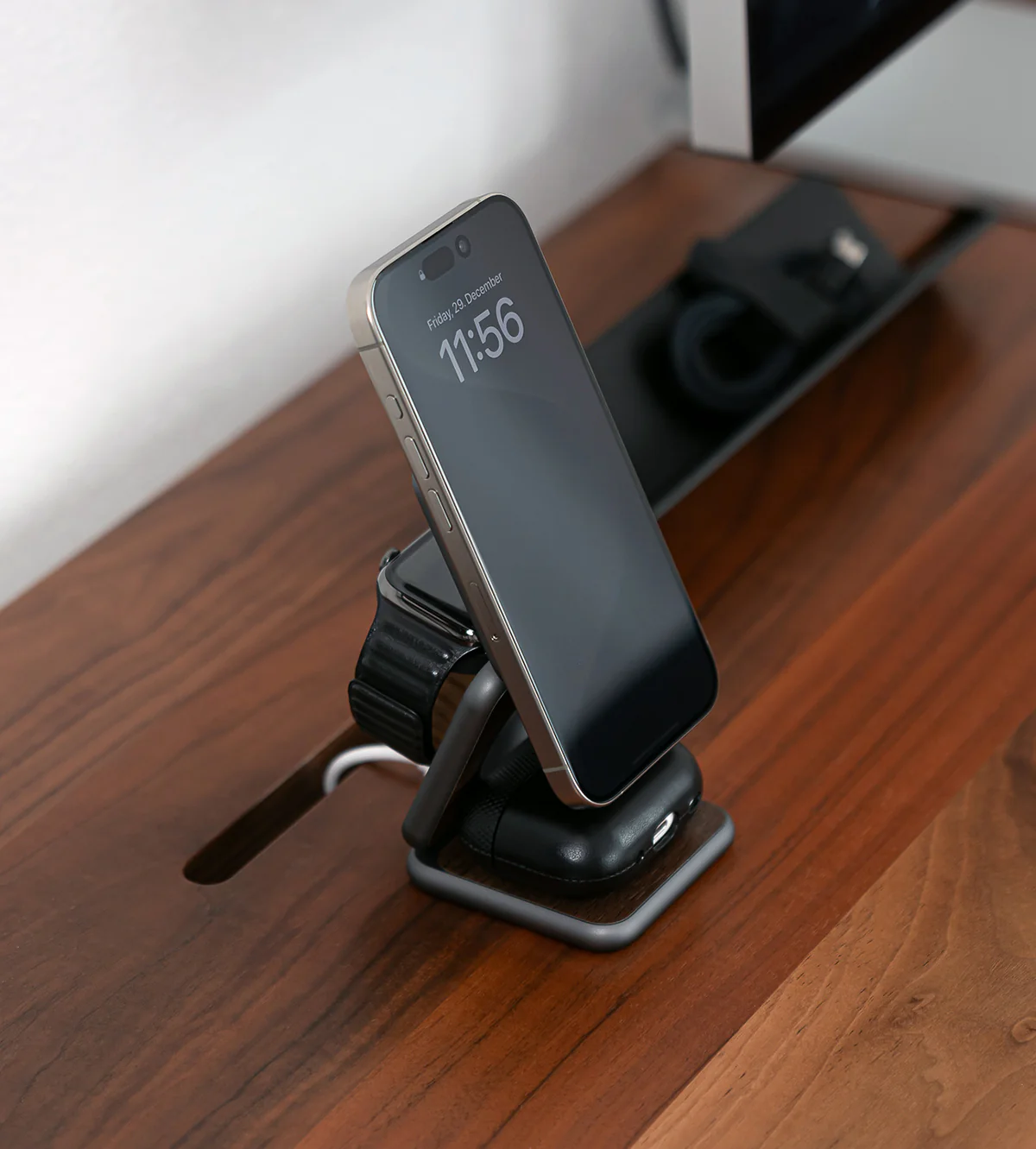 KUXIU X40 Pro 3-in-1 MagSafe Foldable Charging Stand - Wood Grain Edition