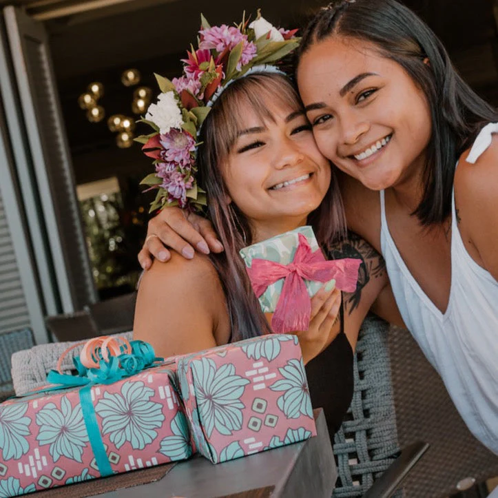 Jana Lam - Retro Blooms + Monstera Shadow