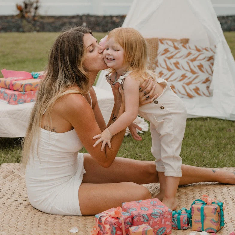 Jana Lam - Rainbows + Tiare Blossom