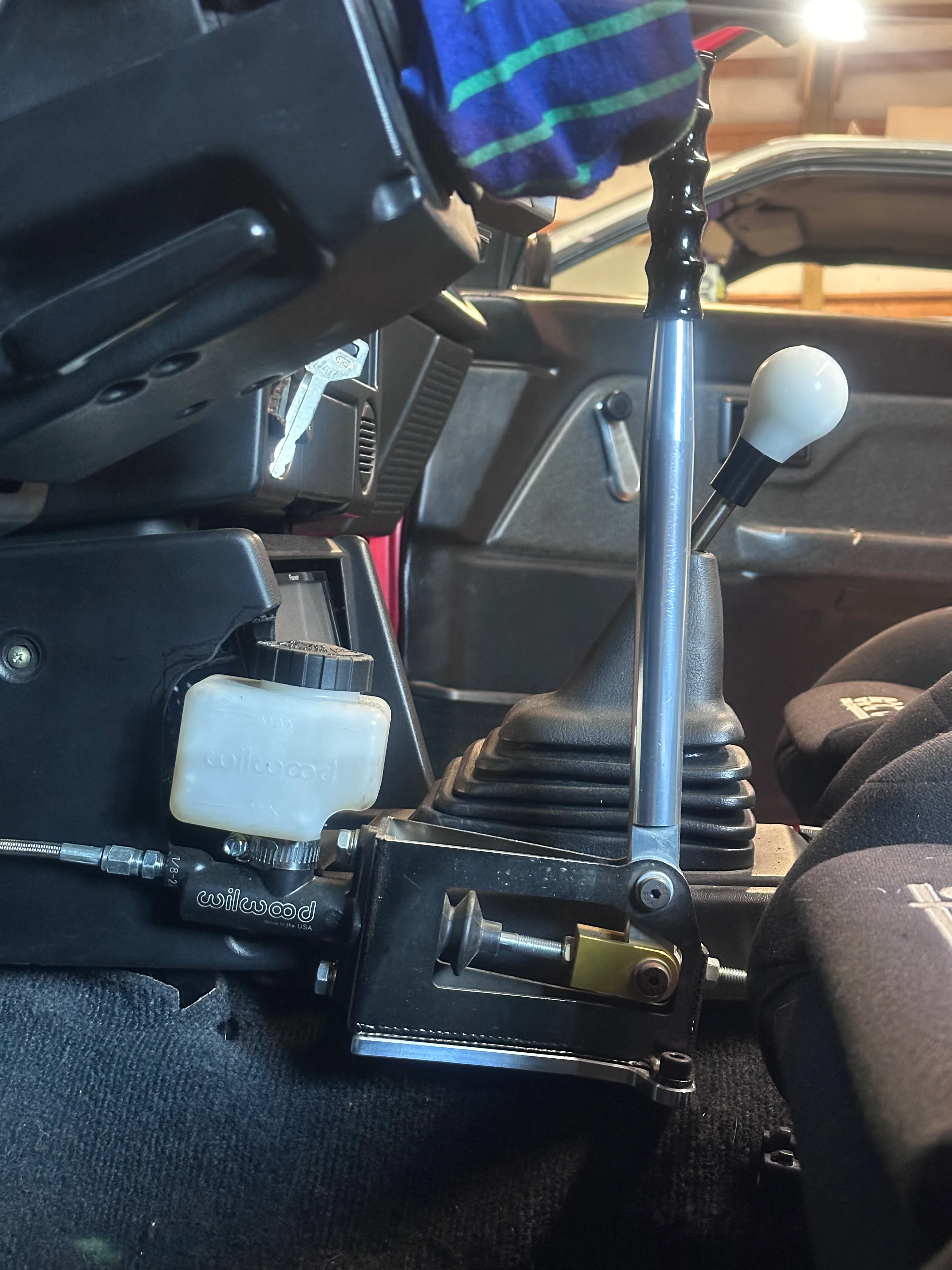 AE86 hydraulic hand brake handle bracket