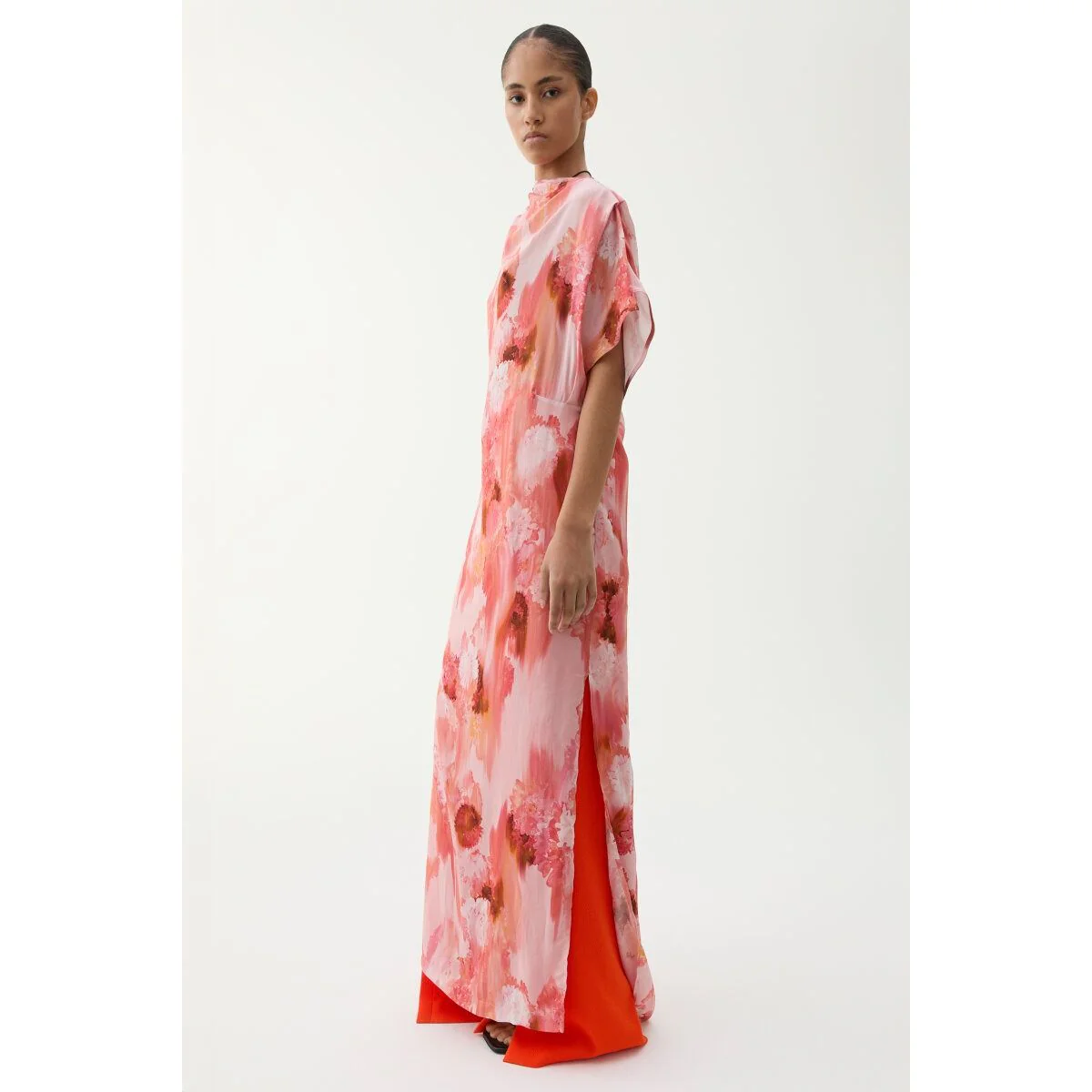 Alana Dress Blurry Dress Blurry Flower Apricot