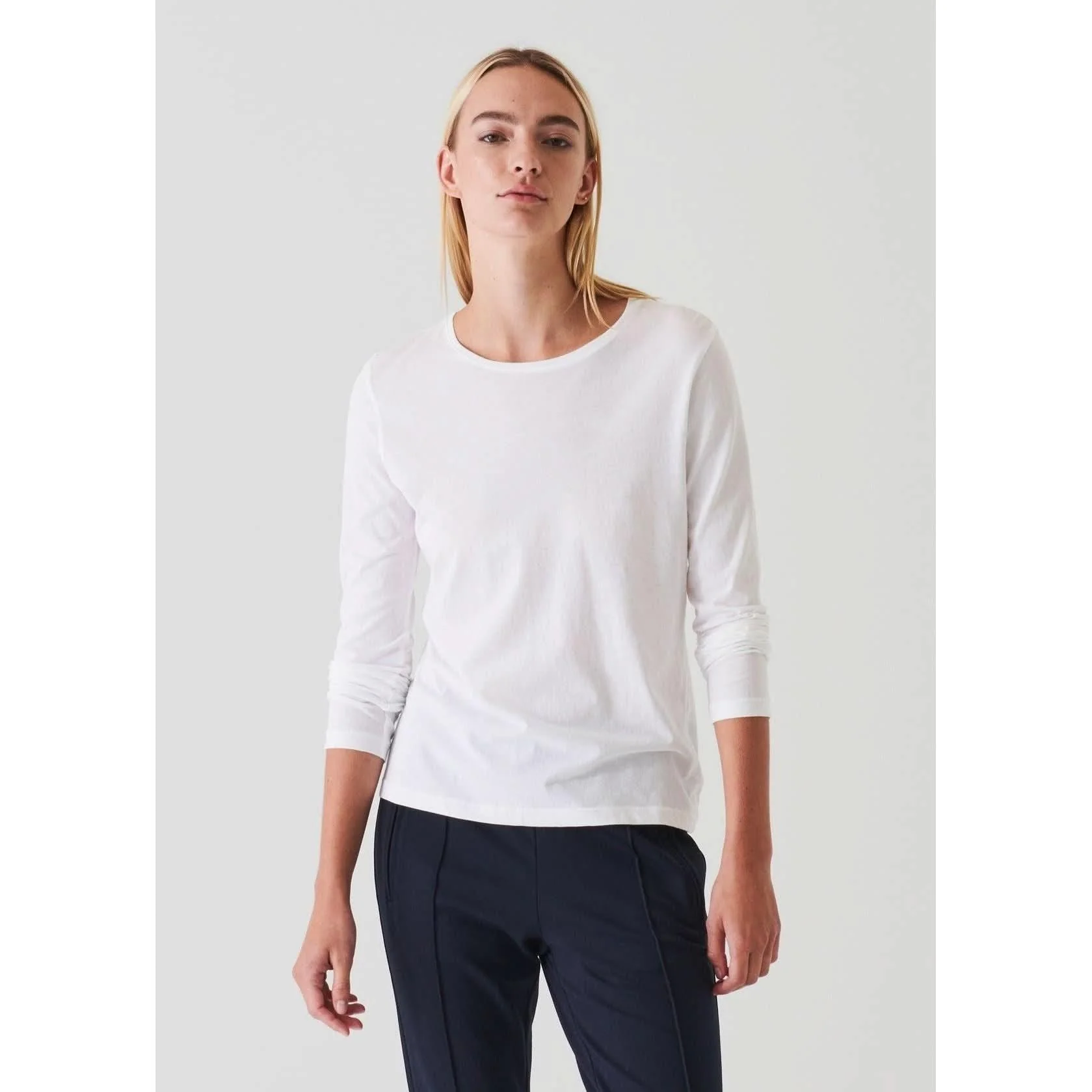 Long Sleeve Iconic Boyfriend Crew White
