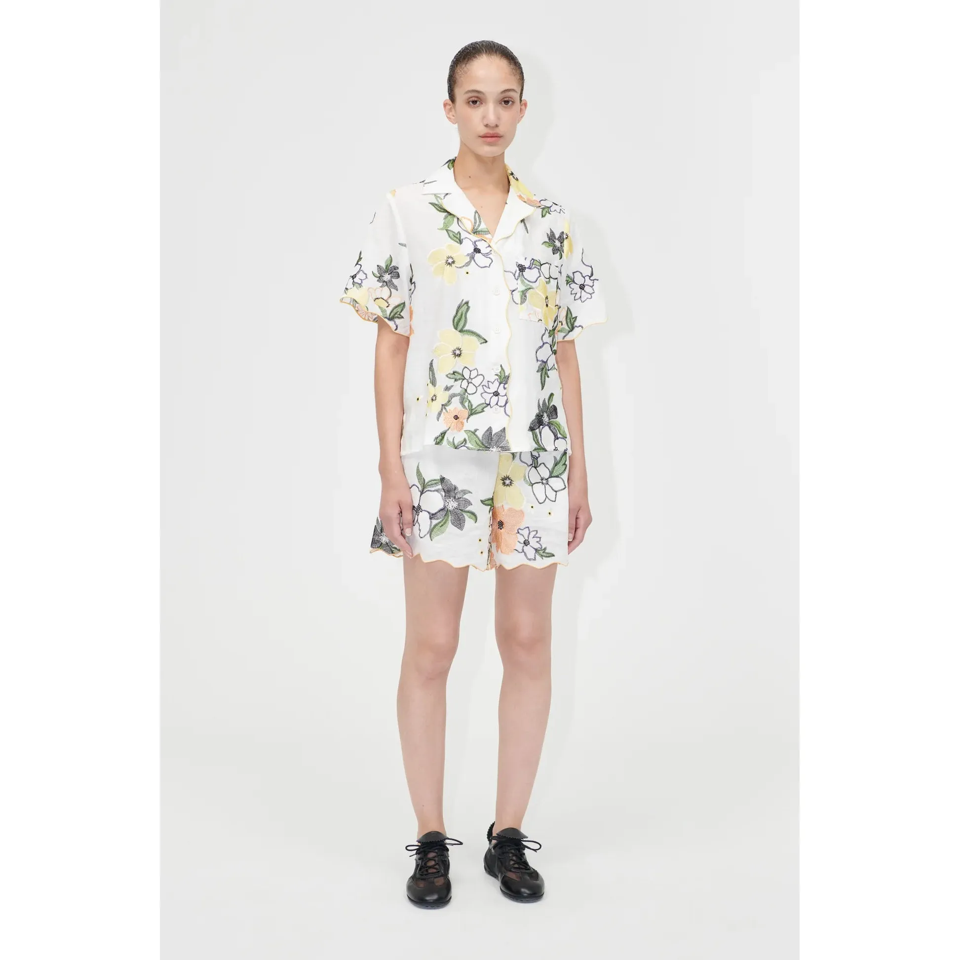 Scalloped Elasticated Waistband Shorts - Wild Flowers Embroidery