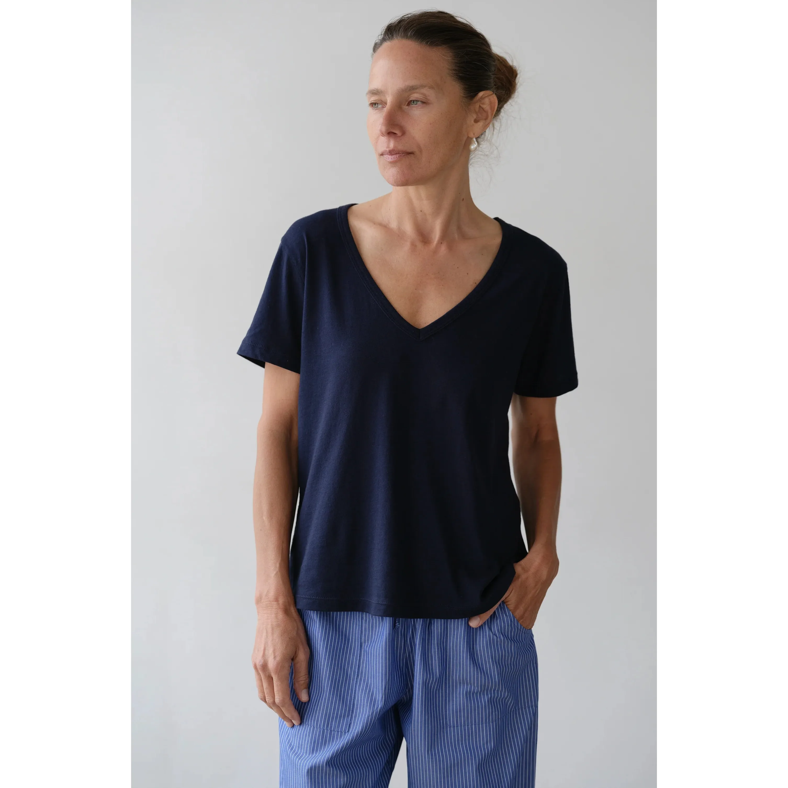 The Jersey Relaxed V-Neck Navy