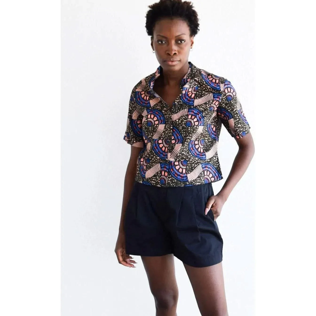 Kelli Short Sleeve Top - Olive Wax Print