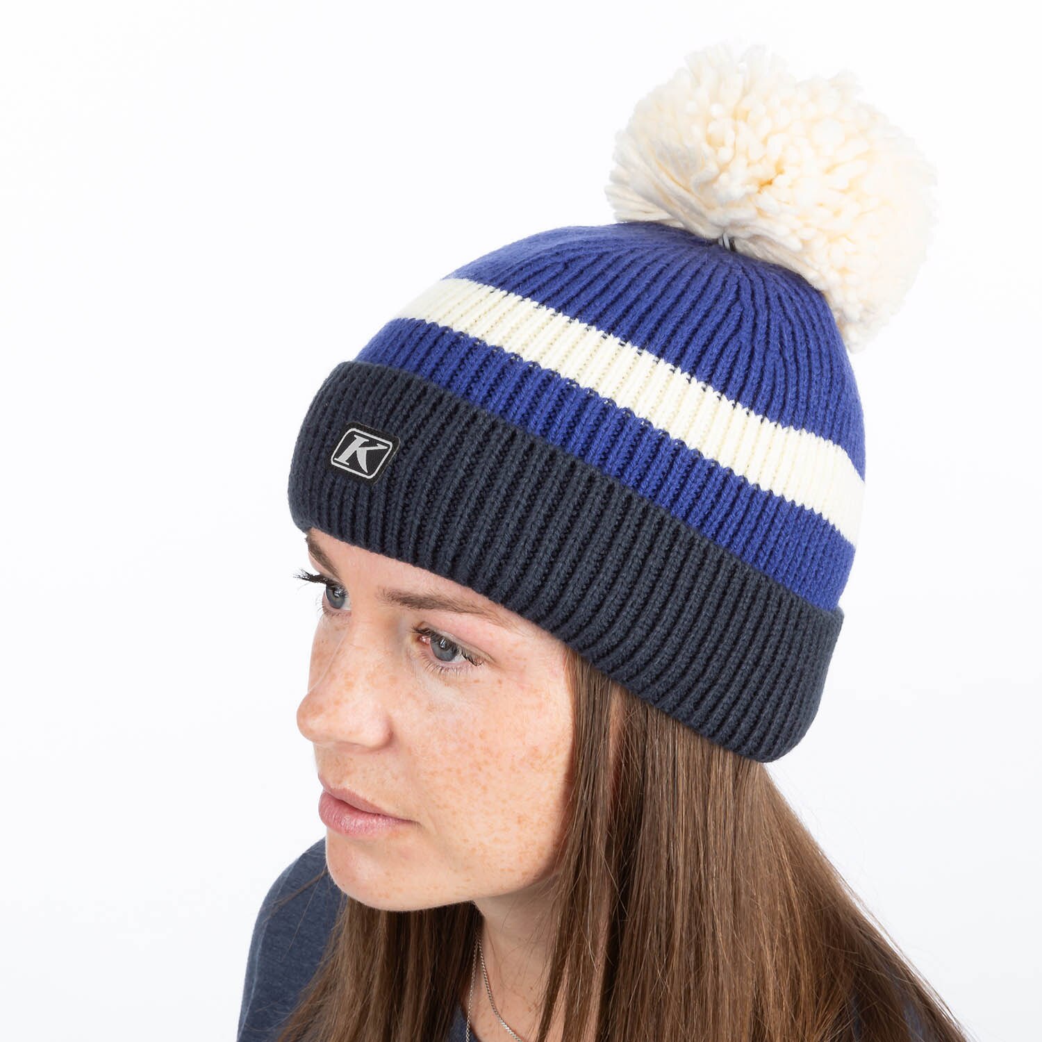 POWDER POM BEANIE