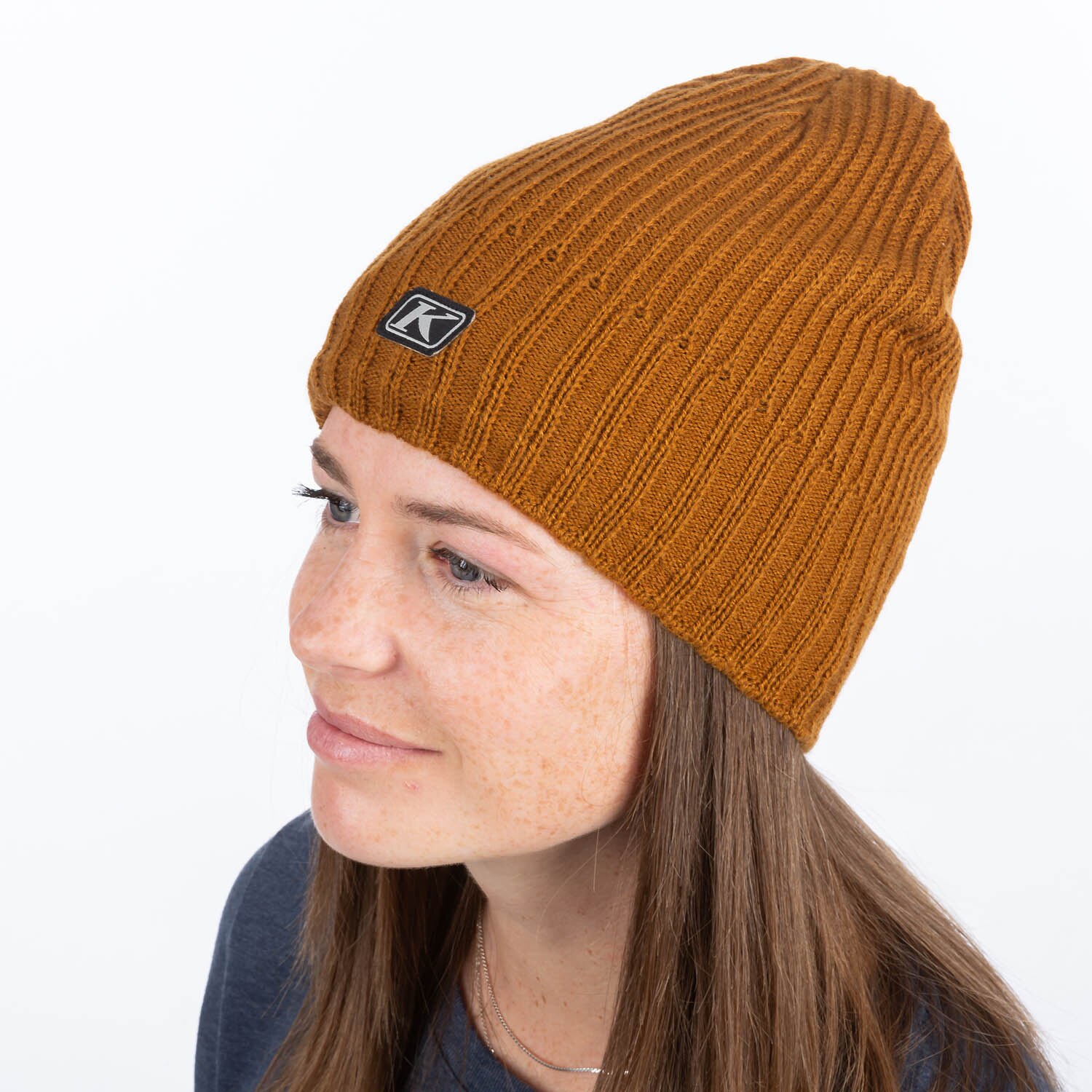 ESSENTIAL BEANIE