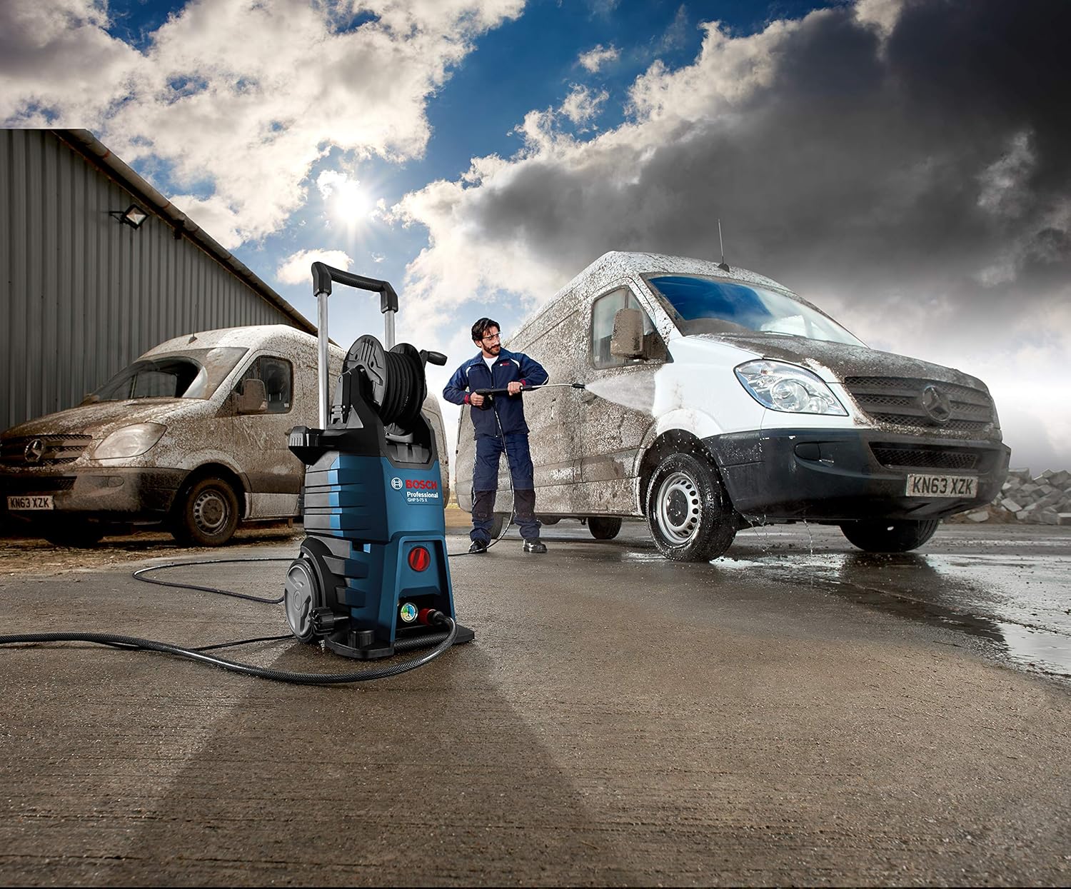 Bosch Professional Hochdruckreiniger GHP 5-75 X (max. Druck 185 bar, 2.600 Watt, inkl. Bosch-Pistole, Rotordüse, verstellbare 3-in-1-Lanze)