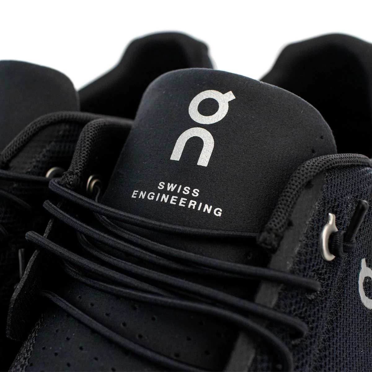On Cloud 5 59.98919 - schwarz-weiss