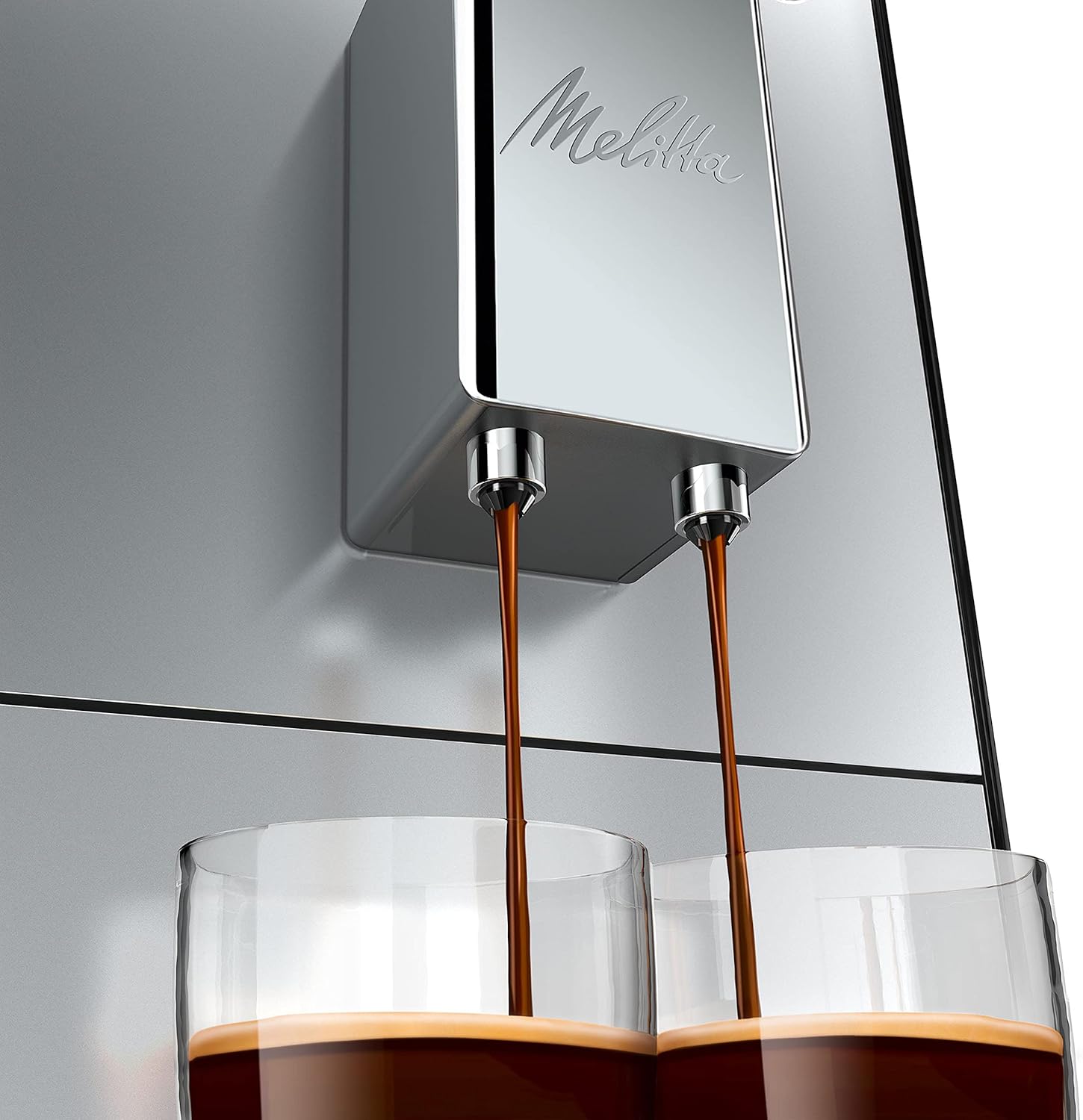 Melitta Solo - Kaffeevollautomat mit höhenverstellbarem Auslauf, kleine Kaffeemaschine mit abnehmbarem Wassertank, für z. B. Espresso oder Café Crème, silber