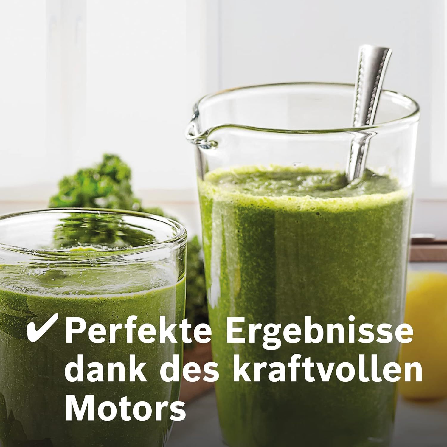 Bosch Standmixer VitaBoost MMBH6P6BDE, 6-Klingen-Edelstahlmesser, 2,5l Tritan-Mixbehlter, Stopfer, 6 Automatikprogramme, Rezeptbuch, BPA-frei, einfache Reinigung, 45,000 U/min, 1600 W, schwarz