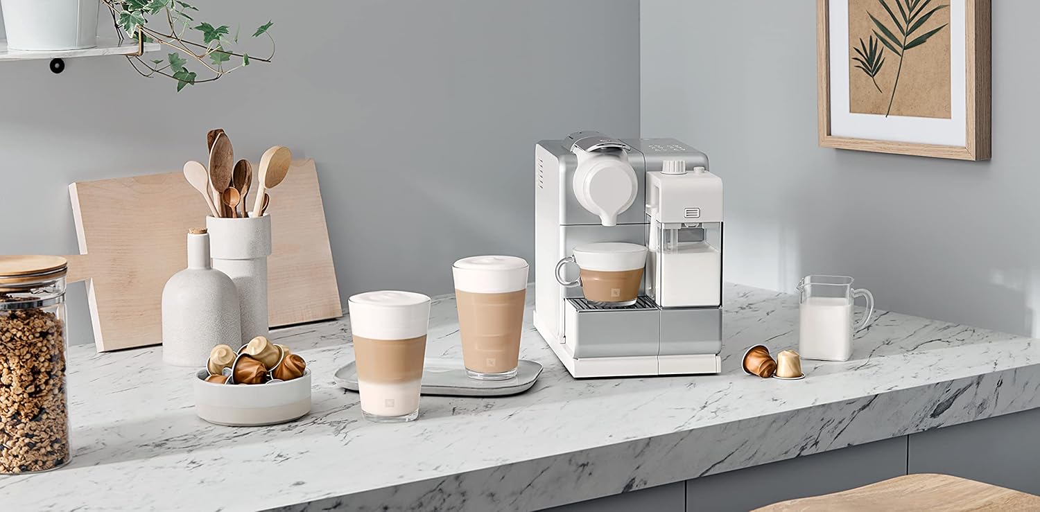 De'Longhi Nespresso Lattissima Touch Animation EN 560.S Kaffeemaschine