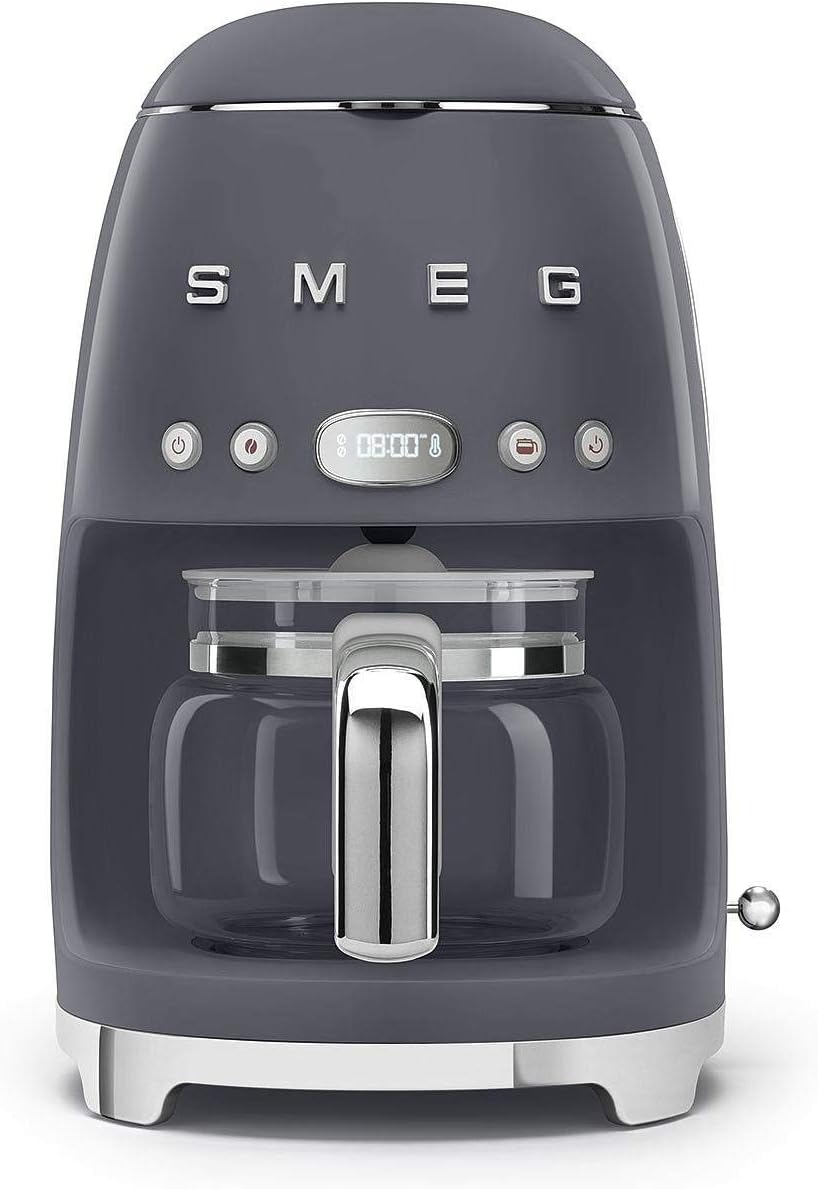 Smeg, DCF02BLMEU, Filter-Kaffeemaschine, Aroma und Autostart-Funktion, Glaskaraffe bis 12 Tassen, 2 Intensitätsniveaus, Warmhaltefunktion, 1050W, Mattschwarz