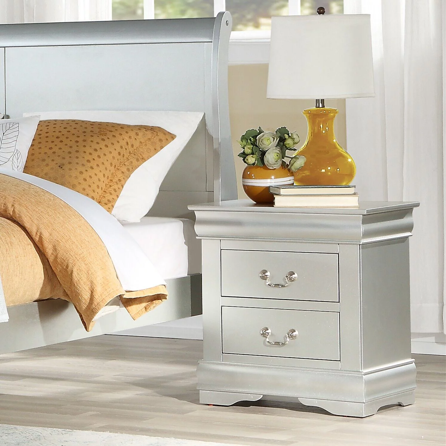 Louis Phillippe 3pc Bedroom Set Twin Bed 2x Nightstands Platinum Finish Classic Bedroom Furniture