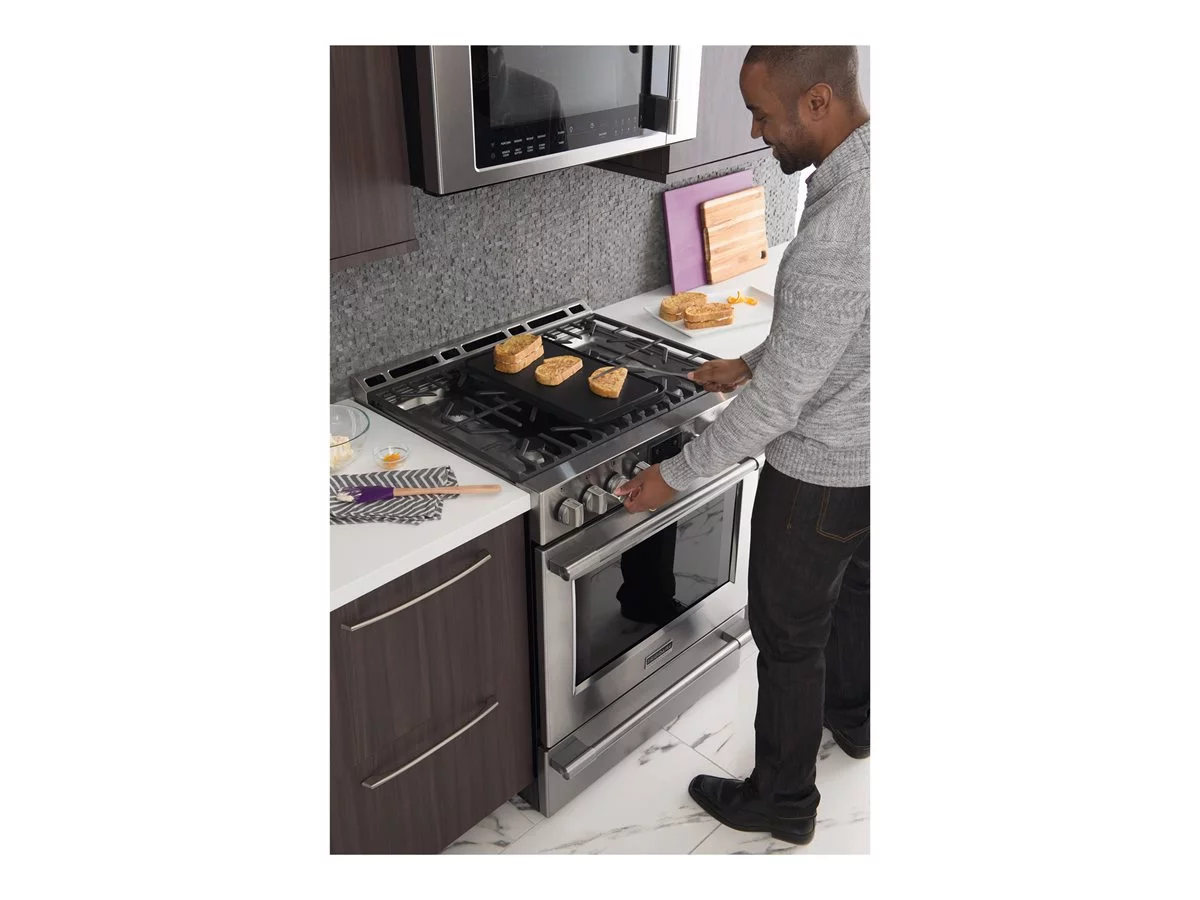 Frigidaire Professional Series FPBM3077RF - Microwave oven with convection - over-range - 1.8 cu. ft - 1050 W - stainless steel