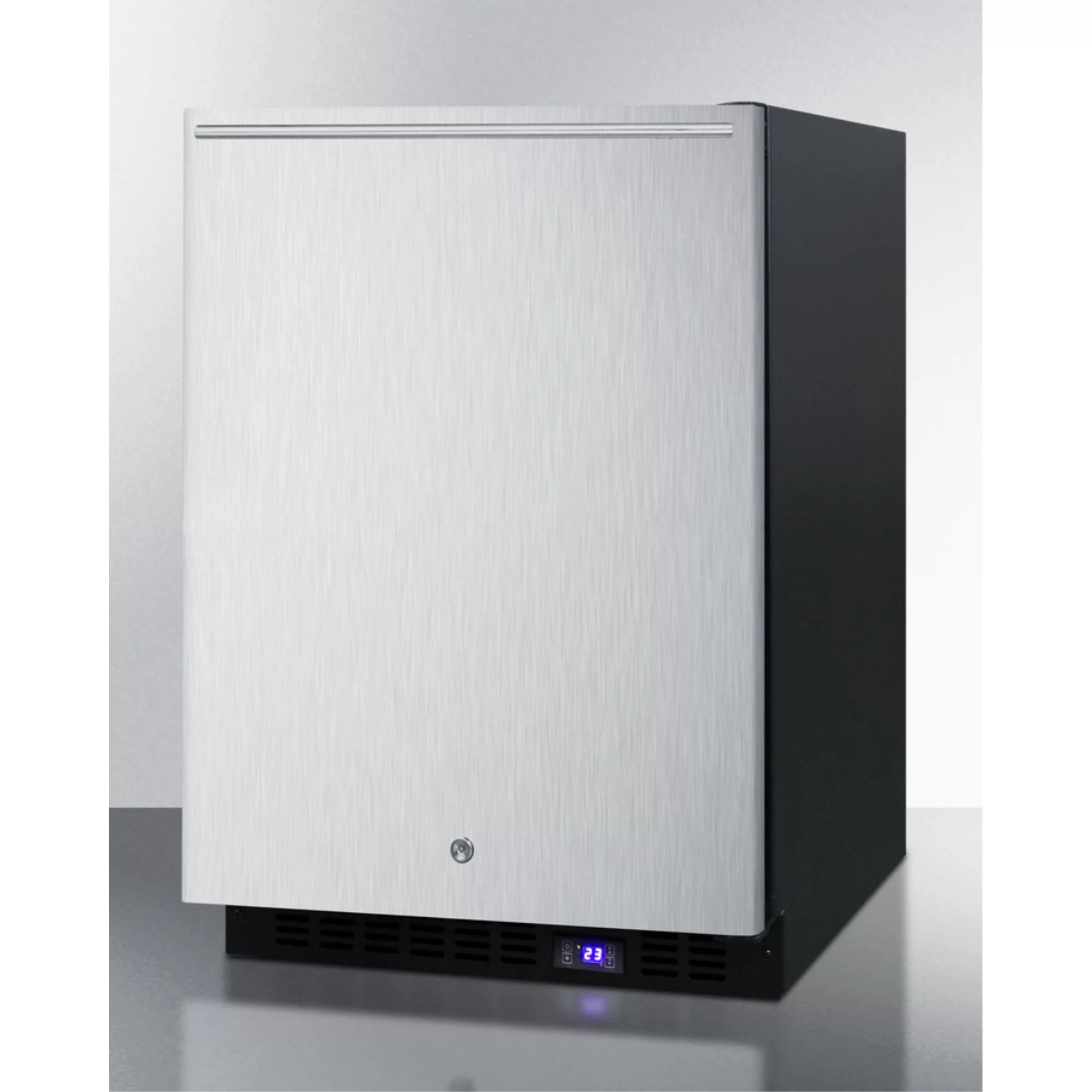 Frost-free outdoor all-freezer w/digital thermostat, LED light, black cabinet, lock, stainless steel door and horizontal handle