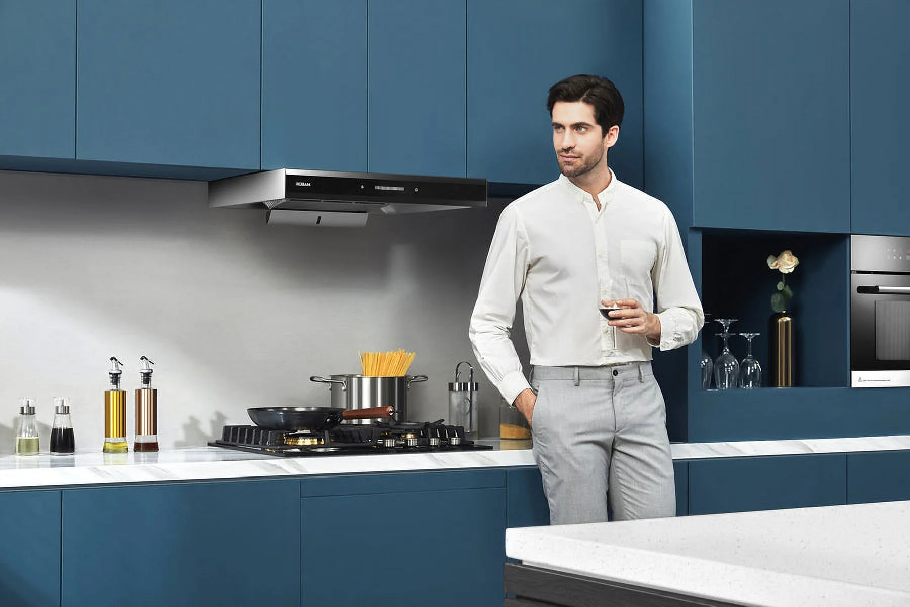 Robam A831 30” Range Hood | Unique Design for Under Cabinet or Wall Mount | Modern Kitchen Vent | Powerful Motor | Fits 6” Round Duct or Perfect for Ductless