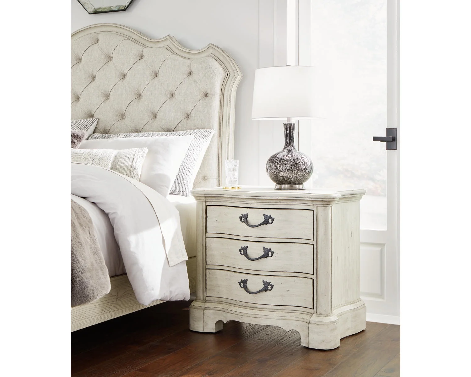 Signature Design by Ashley Arlendyne 3 Drawer Nightstand, Antique White