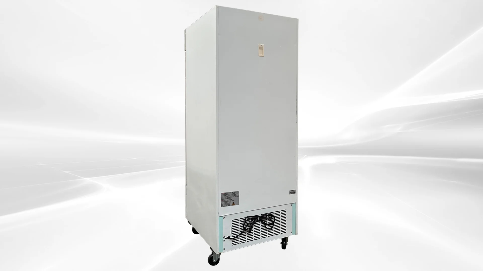 31 in. Single Glass Door Food Merchandiser Commercial Freezer, 23 cu. ft.