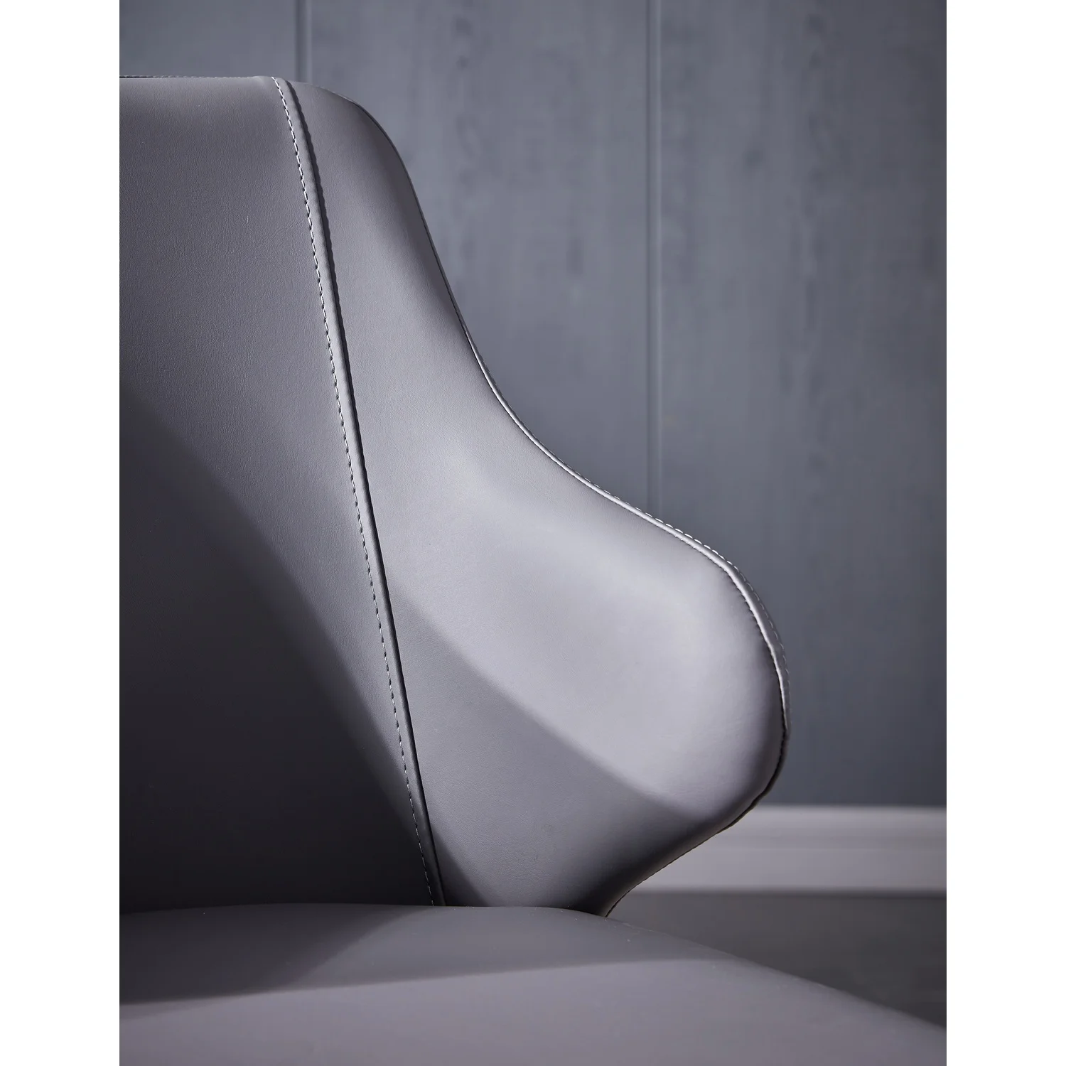 J&M Furniture MC San Francisco Dining C Grey