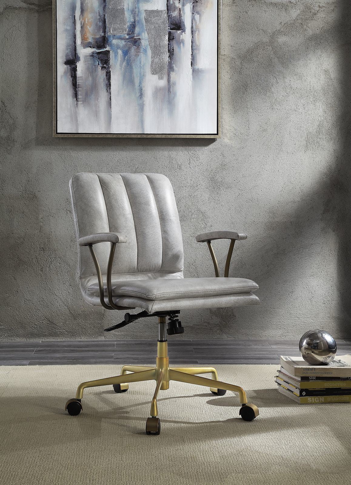 Vintage White Leather Office Chair | 42.0 | Luxurious Comfort & Style