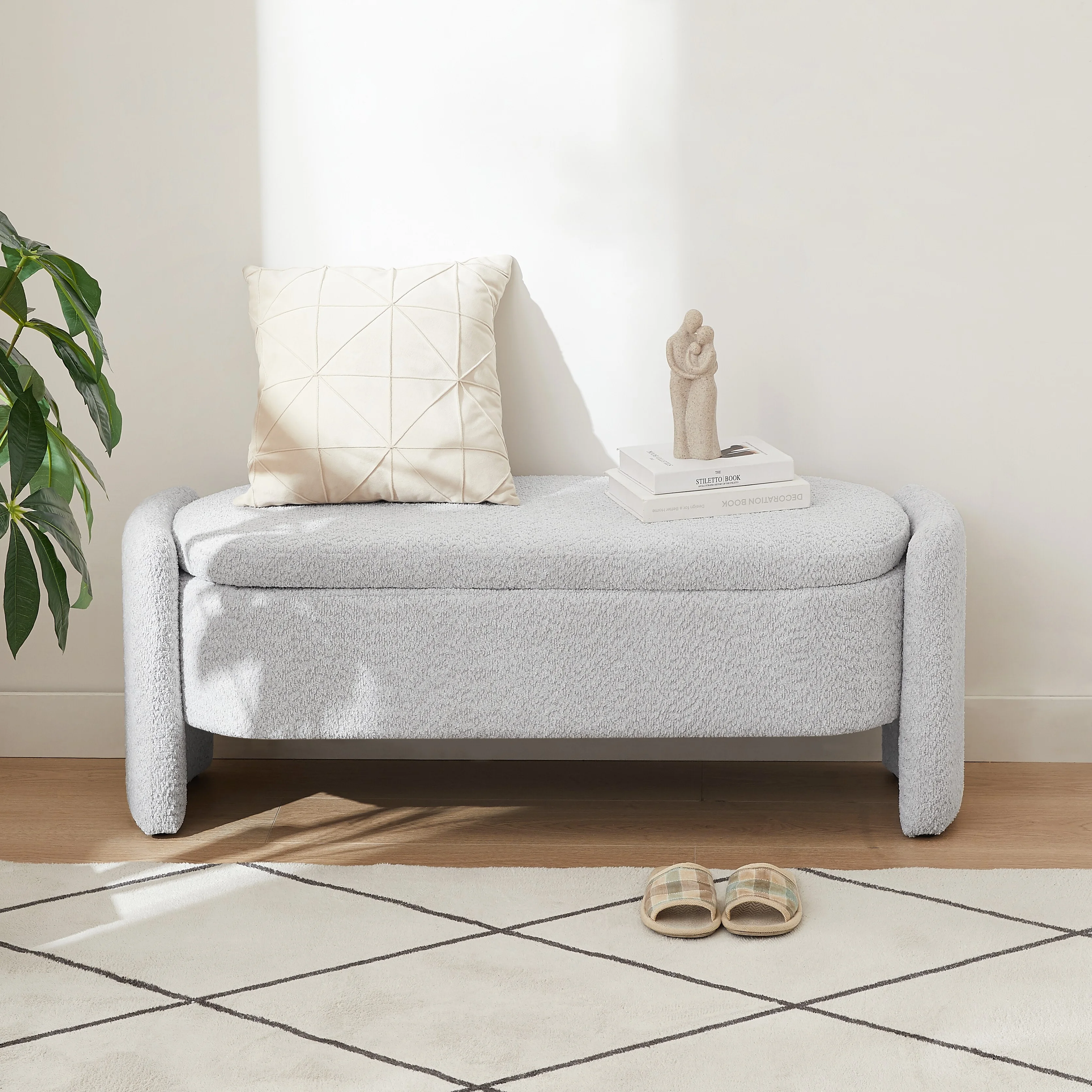 Oval Ottoman Storage Bench in 3D Lamb Fleece Fabric - Large Storage Space for Living Room, Entryway, Bedroom