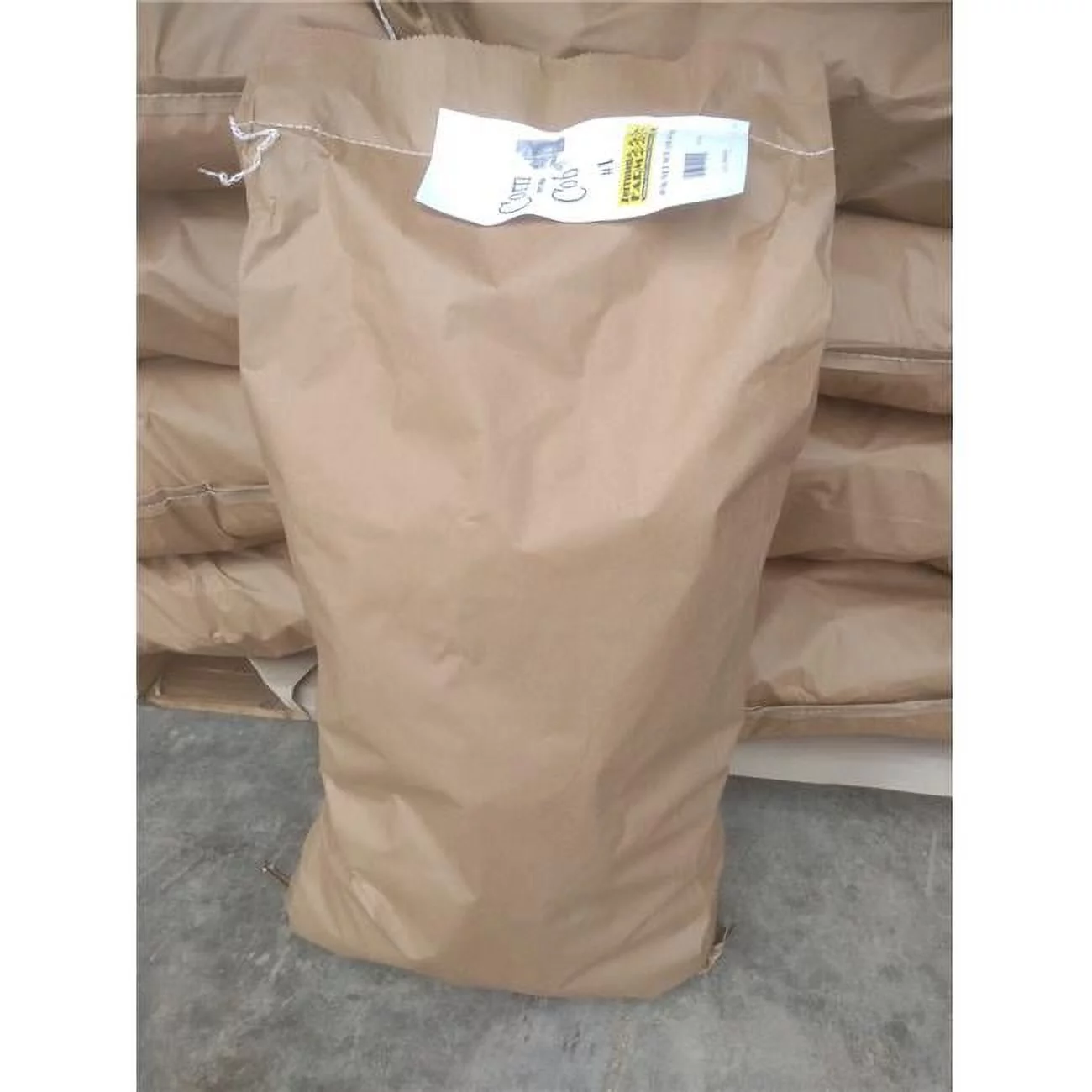 Zerrusen Farm 932900 40 lbs Corn on The Cob Corn Squirrel Food - Master Pack 30